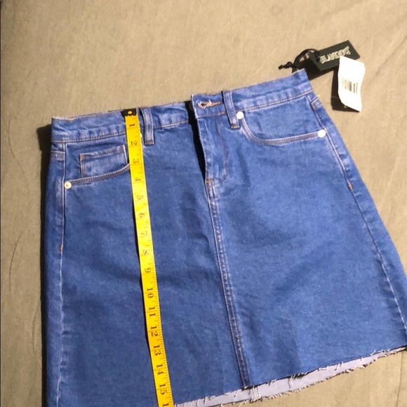 Blank NYC Friendly Skies A-Line Denim Mini Skirt - Picture 12 of 16